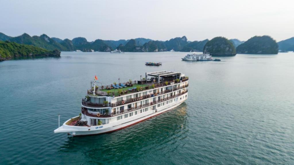 Thu Thuy Cruise - Travel Hotel Chan Chau Exterior photo